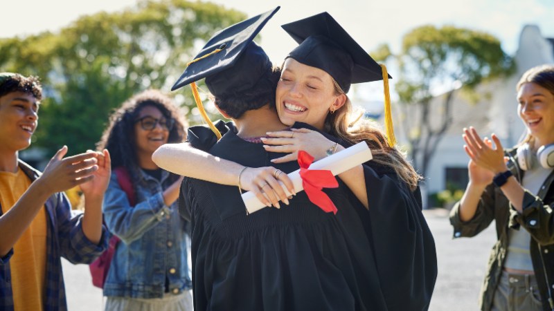 Une femme certifiée coach en Dépolarisation®